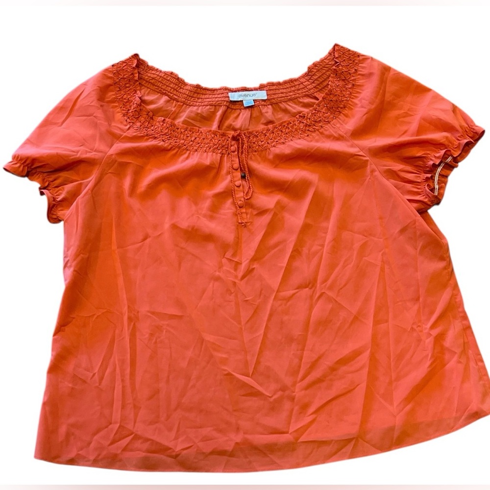 Avenue Women's Burnt Orange Blouse with Decorative Neckline Size 22/24 - Picture 3 of 9